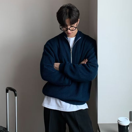 Herren-Strickpullover mit Stehkragen und halbem Reißverschluss