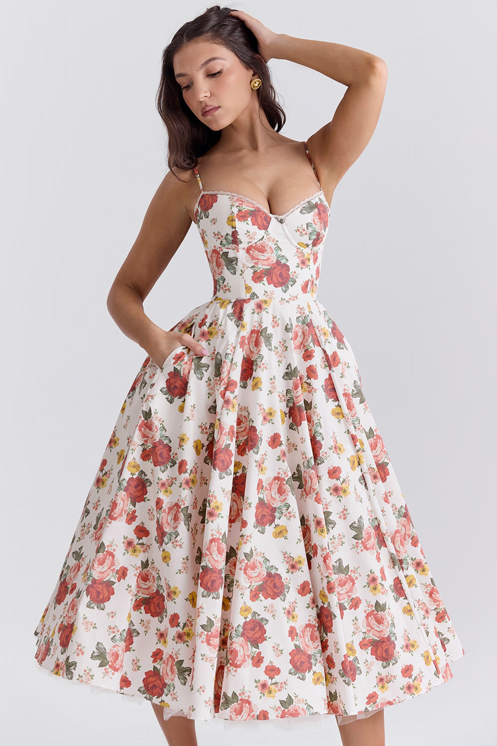 Luxuriös Ausgestellte Kleid mit Spaghettiträgern für Frauen Hochzeit, Braut und Fest Kasana