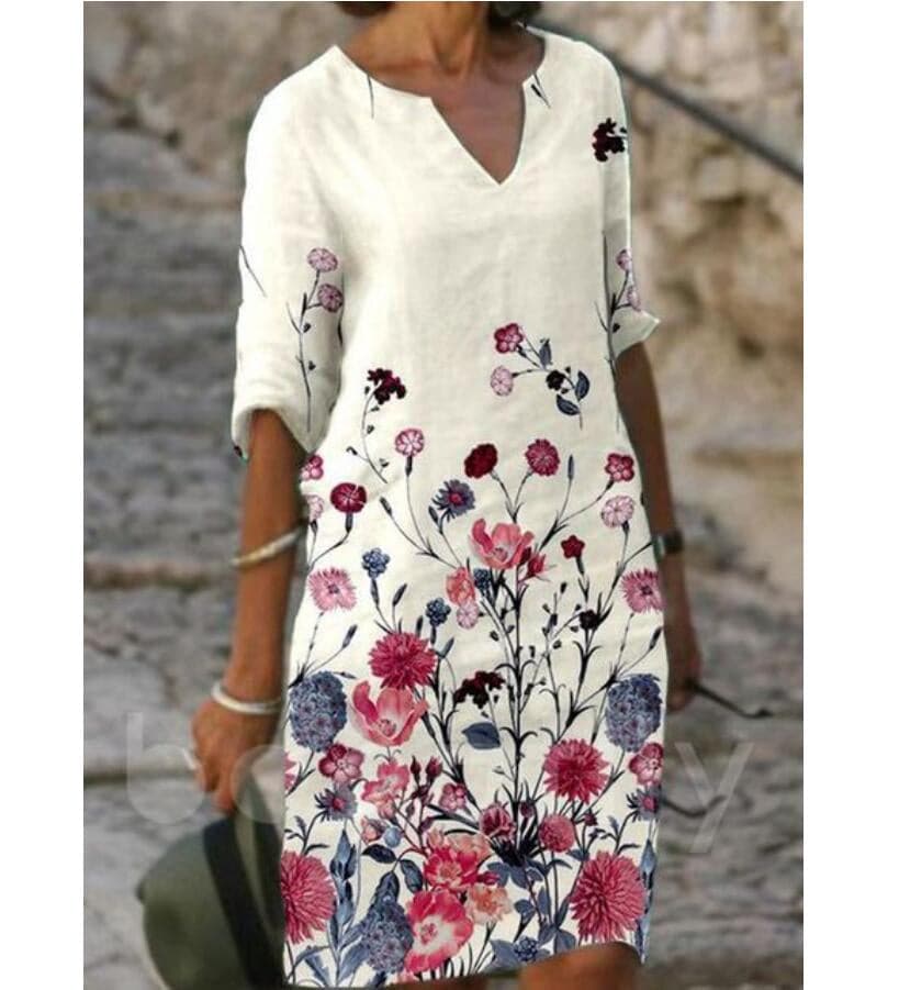 Hochwertige Kleider mit Designermotiven