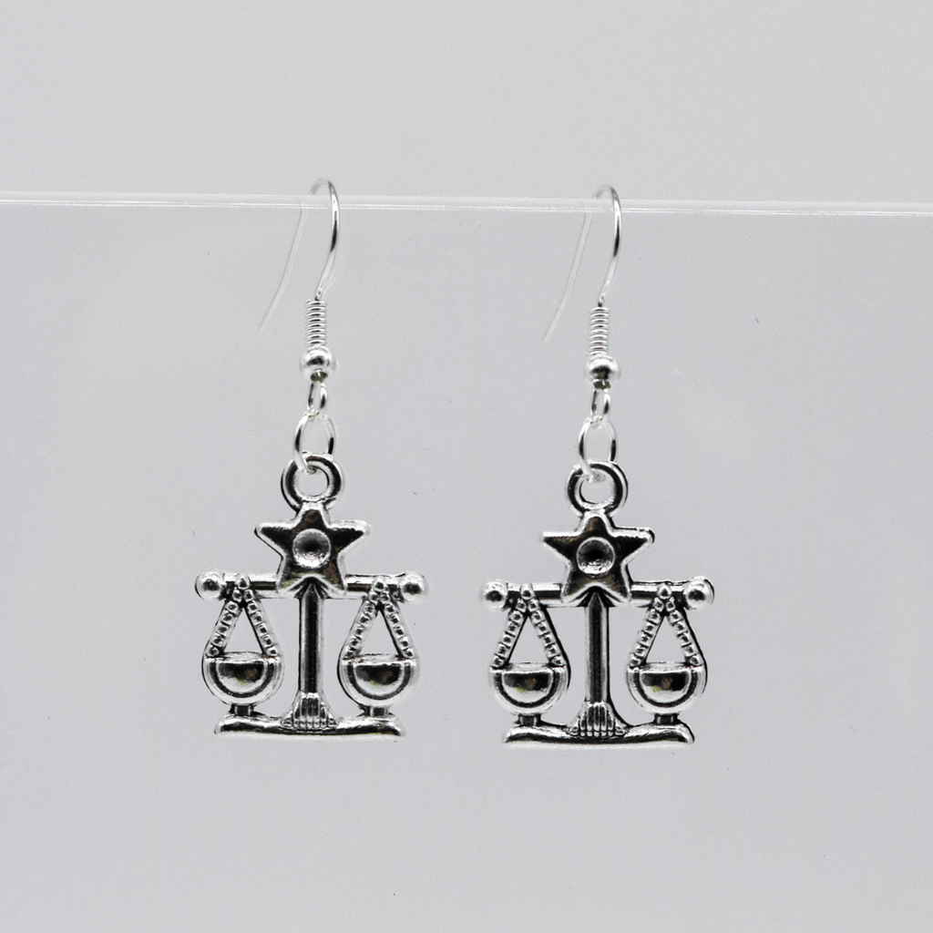 Silber Ohrringe mit Sternzeichen-Anhänger | Shop Nory