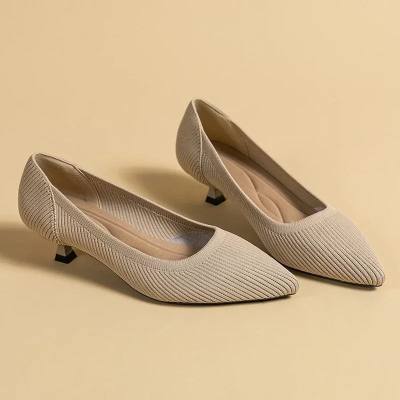 Orthopädische Schuhe mit Absatz