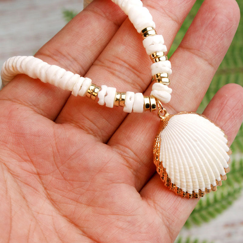 Perlenkette Mit Muschelanhänger | Shop Nory