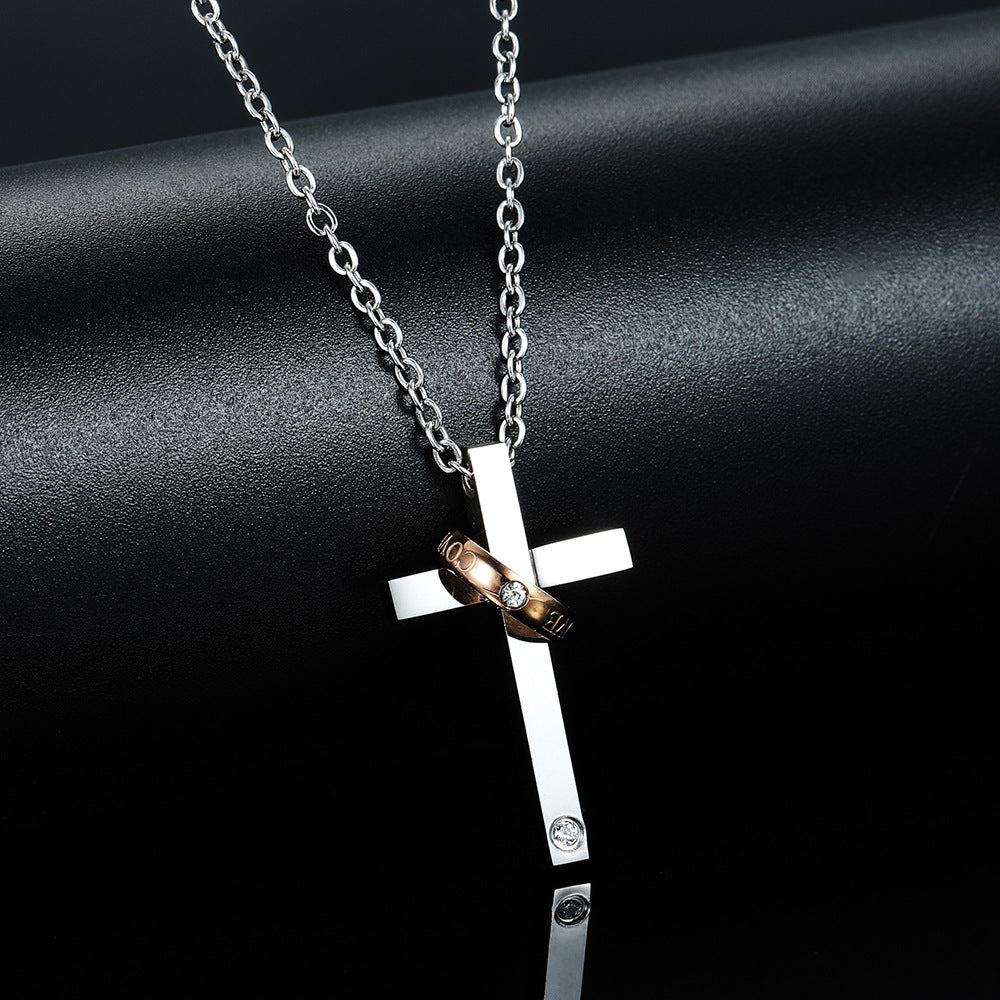 Damen Halskette mit graviertem Kreuz und eingefasstem Zirkonia Shop Nory