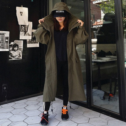 Damen Langer Oversize‑Parka mit extragroßer Kapuze, Tunnelzugtaillen und Pattentaschen Shop Nory