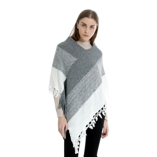 Damen Strick‑Ruana‑Poncho mit V‑Ausschnitt, asymmetrischem Zipfel und gehäkelten Fransen Shop Nory