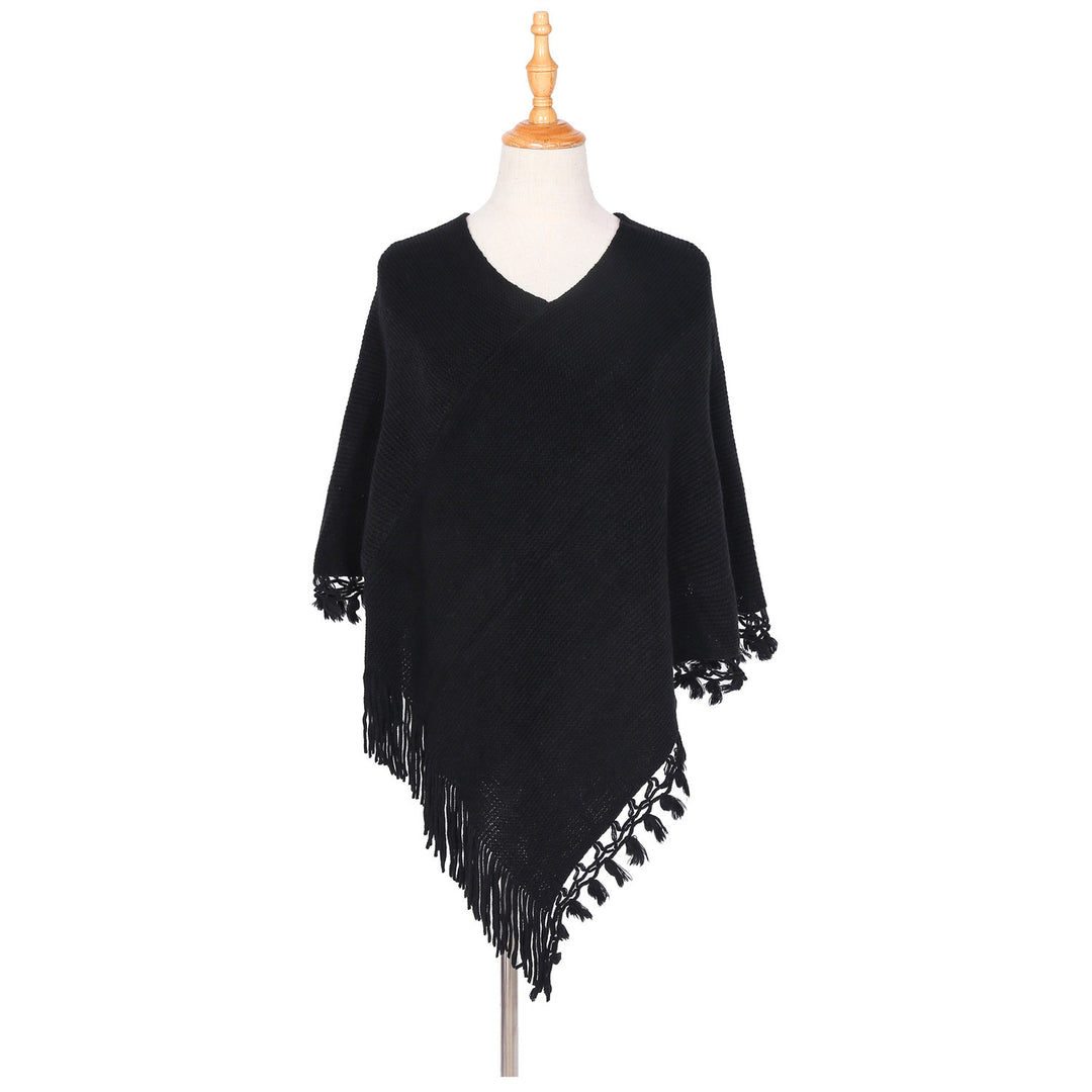Damen Strick‑Ruana‑Poncho mit V‑Ausschnitt, asymmetrischem Zipfel und gehäkelten Fransen Shop Nory