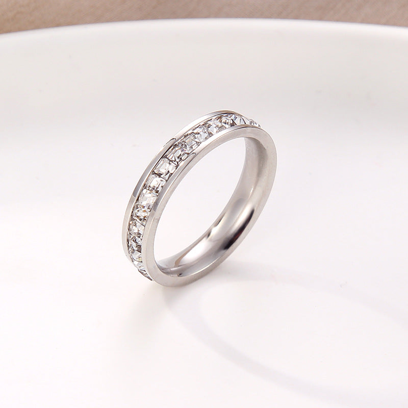 Damen luxuriöser Ring mit funkelnden Zirkonia-Steinen Shop Nory