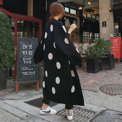 Damen Langer Oversize-Strickmantel mit großem Polka‑Dot‑Muster, Ballonärmeln und offener Front Shop Nory