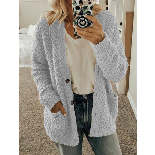 Damen nan locker geschnittener Teddy-Flausch-Cardigan mit dezenter Knopfleiste und aufgesetzten Eingrifftaschen Shop Nory