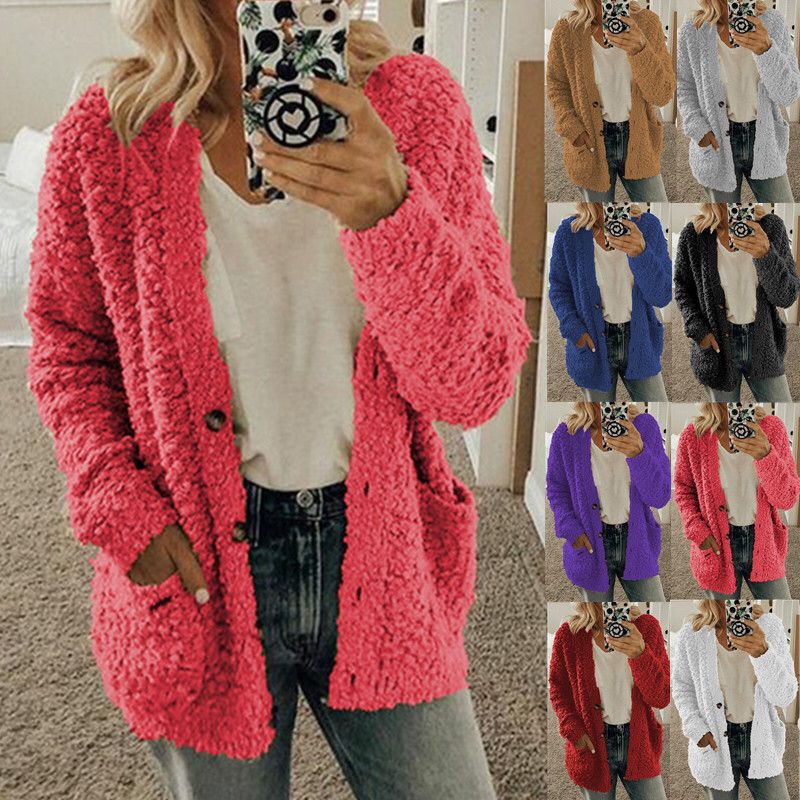 Damen nan locker geschnittener Teddy-Flausch-Cardigan mit dezenter Knopfleiste und aufgesetzten Eingrifftaschen Shop Nory