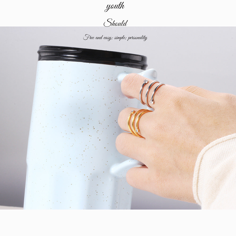 Damen Ring im modernen, minimalistischen Design mit funkelnden Kristallen Shop Nory