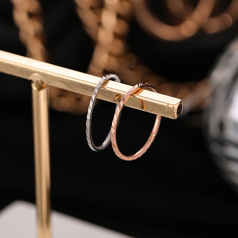 Damen Feiner Ring mit gewelltem Design Shop Nory