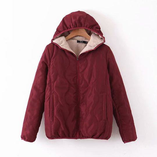 Damen gepolsterte Kapuzenjacke mit Teddyfutter und Wellensteppung Shop Nory