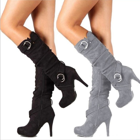 Damen kniehohe Stiefel aus Wildlederoptik mit Plateauabsatz und Zierschnallen Shop Nory