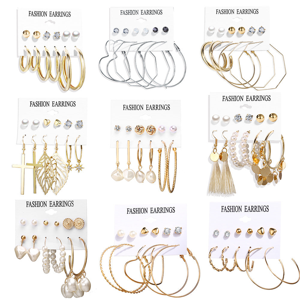 Damen Ohrstecker-Set mit variierenden Designs und einzigartigen Details Shop Nory
