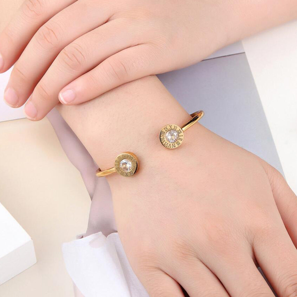 Damen offenes Armband mit römischen Ziffern und funkelnden Kristallen Shop Nory