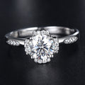 Damen Ring mit funkelndem Solitär und kunstvollem Zirkonia-Besatz Shop Nory