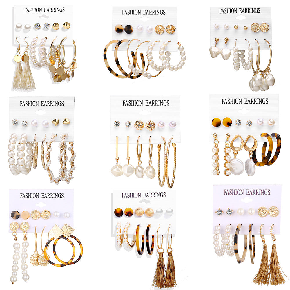 Damen Ohrstecker-Set mit variierenden Designs und einzigartigen Details Shop Nory