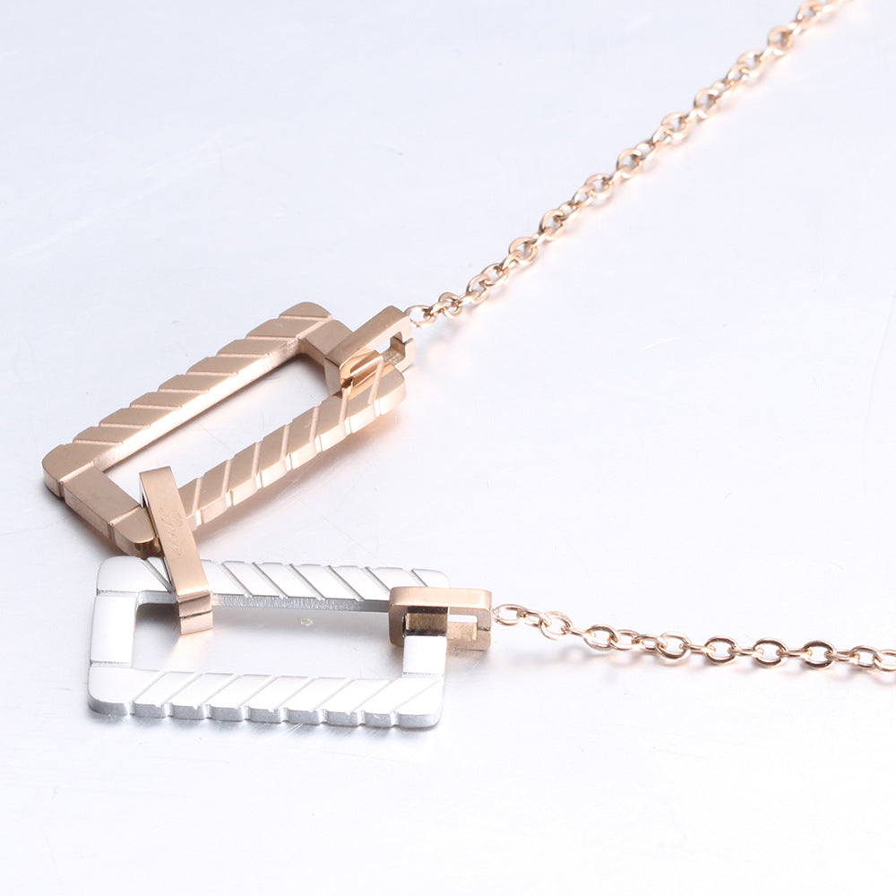 Damen Halskette mit geometrischem Anhänger und feiner Gliederkette Shop Nory