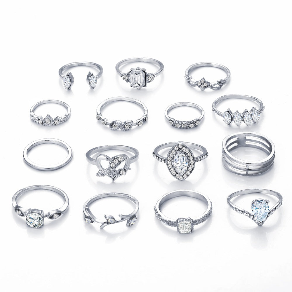 Damen elegantes und glitzerndes Ring-Set mit funkelnden Zirkonia Steinen Shop Nory
