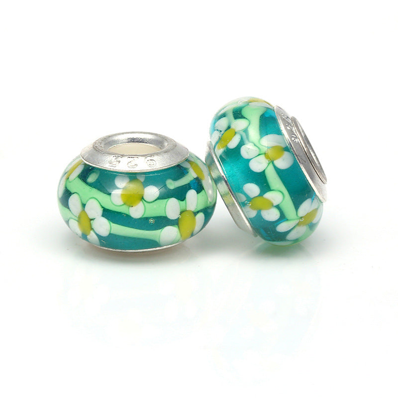 Herz-Charms mit Vogel-Motiv und Emaillierten Blättern