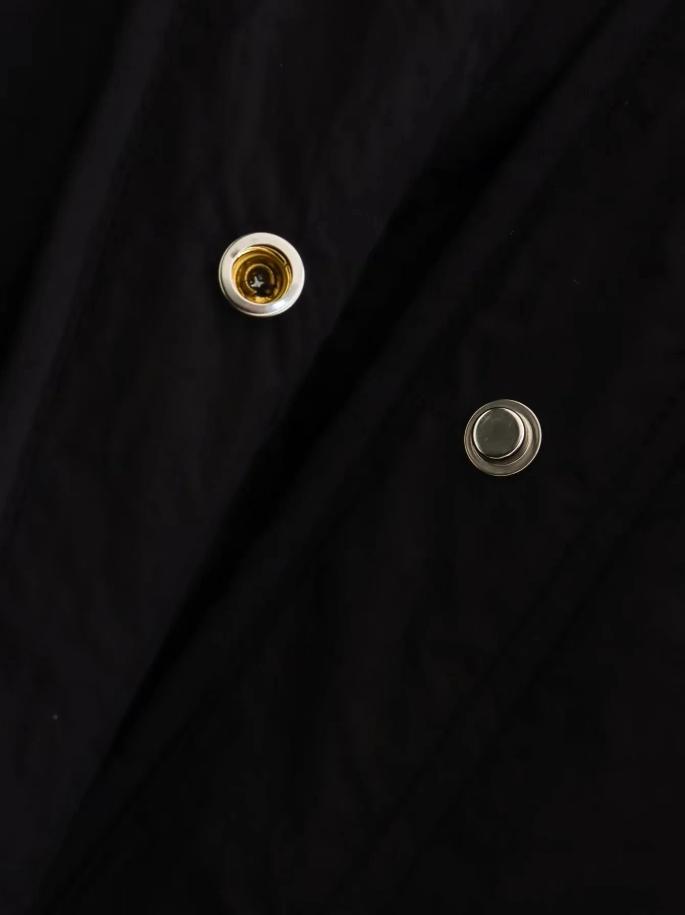 Gepolsterte Jacke Damen, Leichtes Übergröße Modell mit Taschen, Knopfverschluss