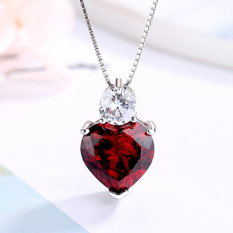 Damen Halskette mit herzförmigem Anhänger aus hochwertigem Zirkon und Silber Shop Nory