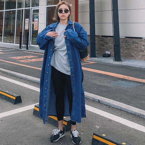 Damen Longline-Denimhemdmantel mit kastiger Oversize-Silhouette und durchgehender Knopfleiste Shop Nory