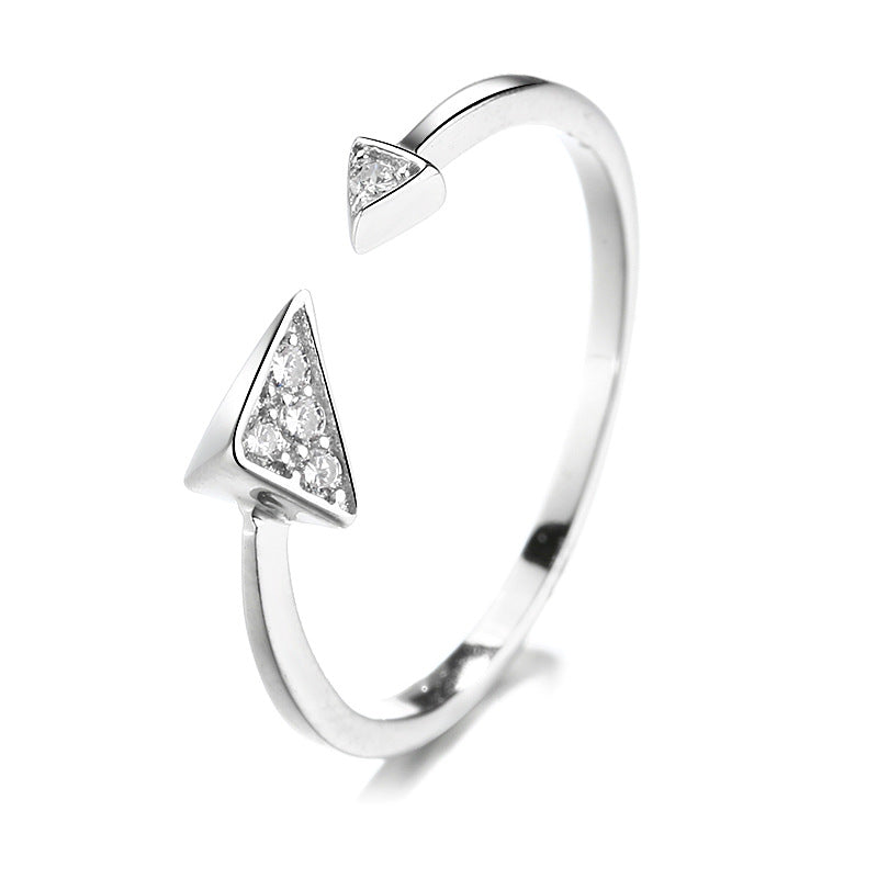 Damen offener Ring mit elegantem Pfeildesign und funkelndem Zirkonbesatz Shop Nory