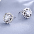Damen Ohrstecker mit floralen Details und funkelnden Kristallen Shop Nory