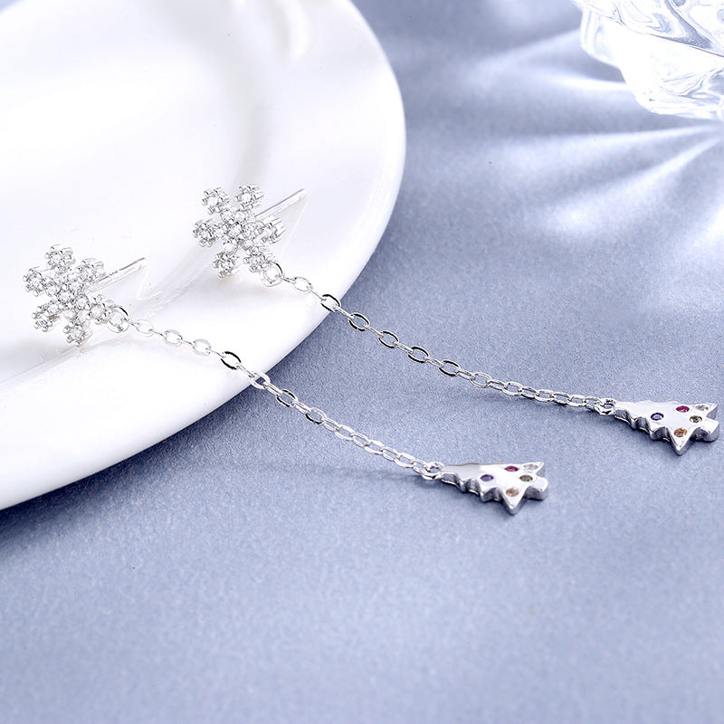 Damen Ohrringe mit funkelndem Schneeflocken- und Weihnachtsbaum-Design Shop Nory
