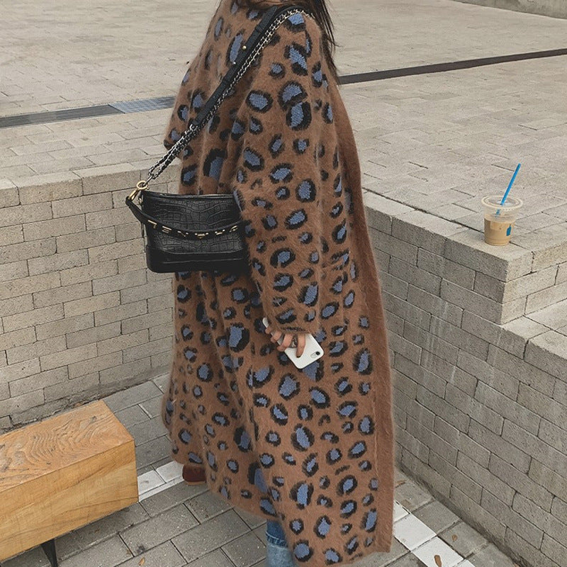 Damen Langer Flauschiger Strickcardigan mit Leo‑Print und offenem Oversize‑Schnitt Shop Nory