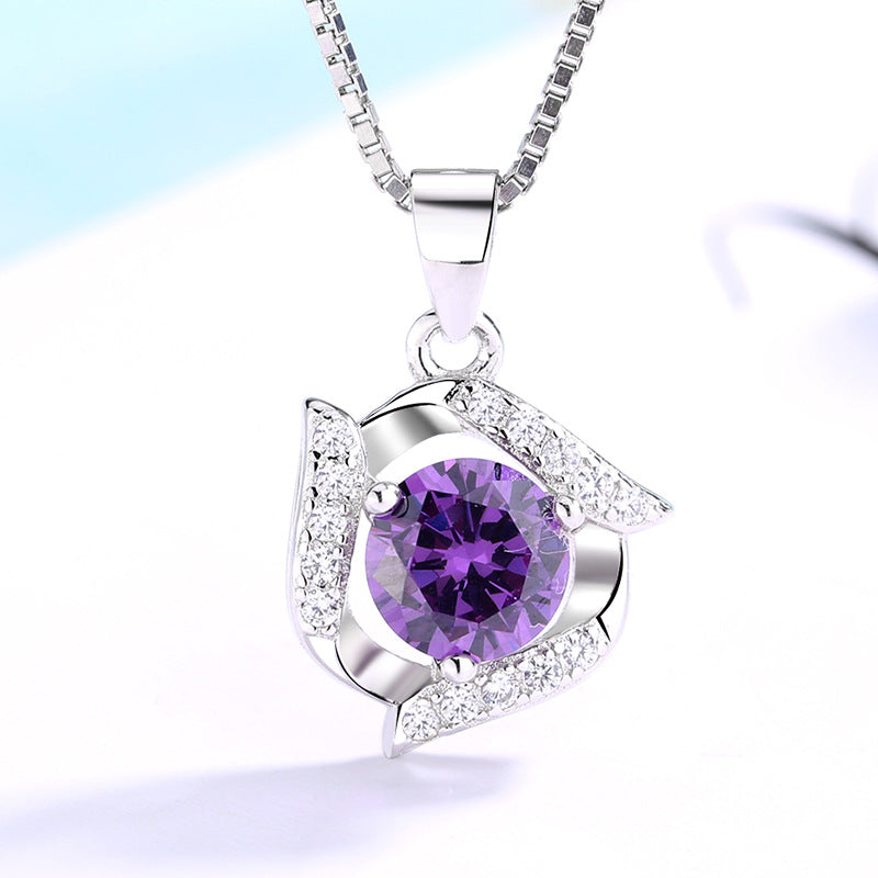 Damen Halskette mit stilvollem Amethyst-Anhänger und funkelndem Zirkonbesatz Shop Nory