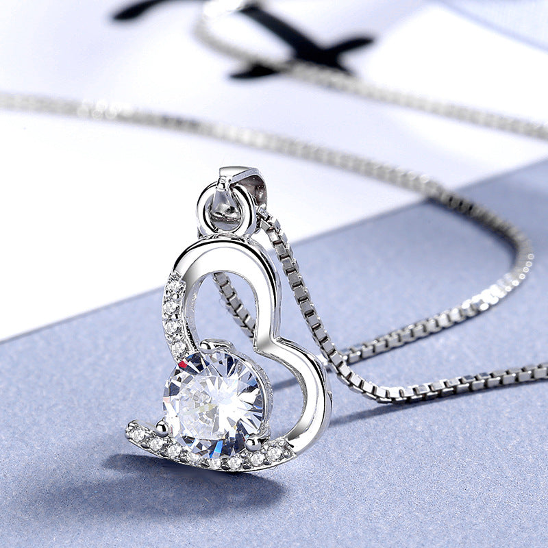 Damen Halskette mit herzförmigem Anhänger und funkelndem Zirkon Shop Nory