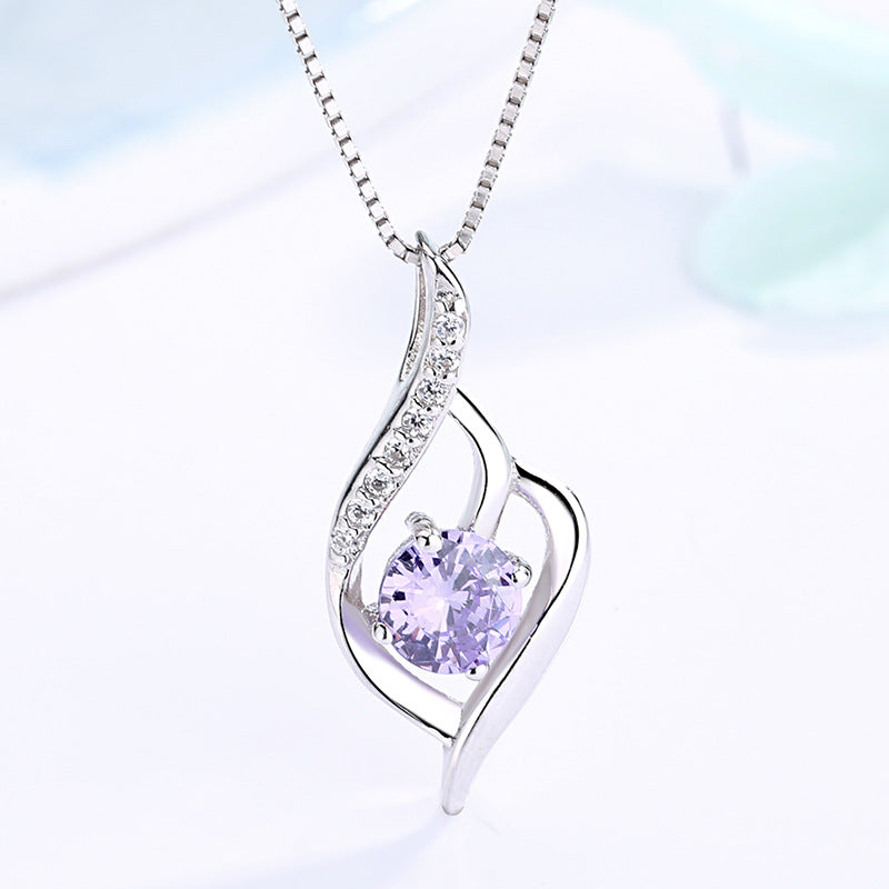 Damen Halskette mit filigranem und elegantem Anhänger Shop Nory
