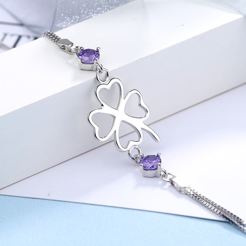 Damen Charmantes Armkettchen mit vierblättrigem Kleeblatt und funkelnden Steinchen Shop Nory