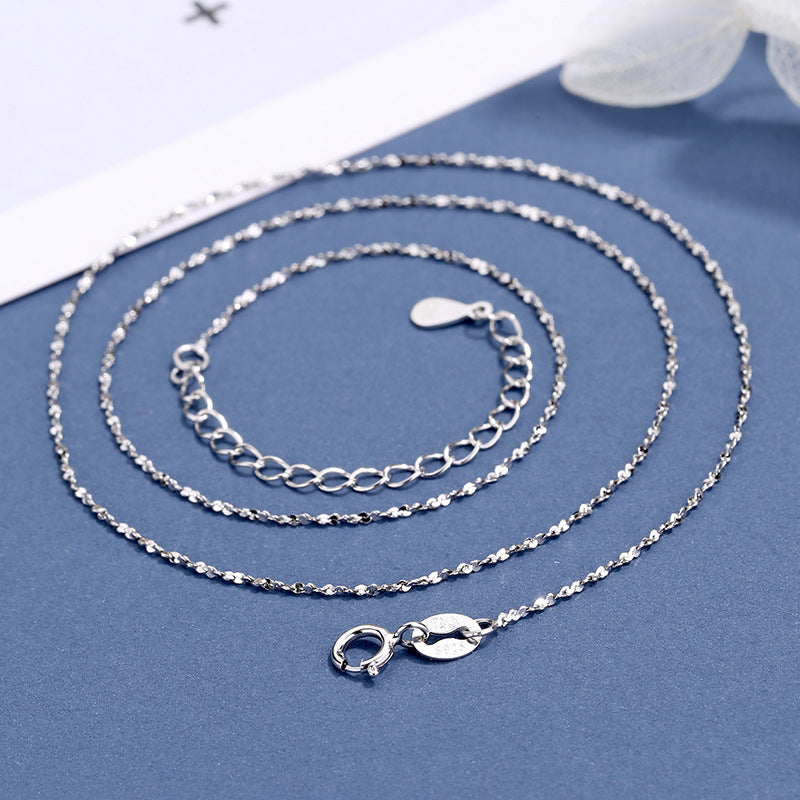 Damen Halskette mit filigranem Design und luxuriösen Akzenten Shop Nory
