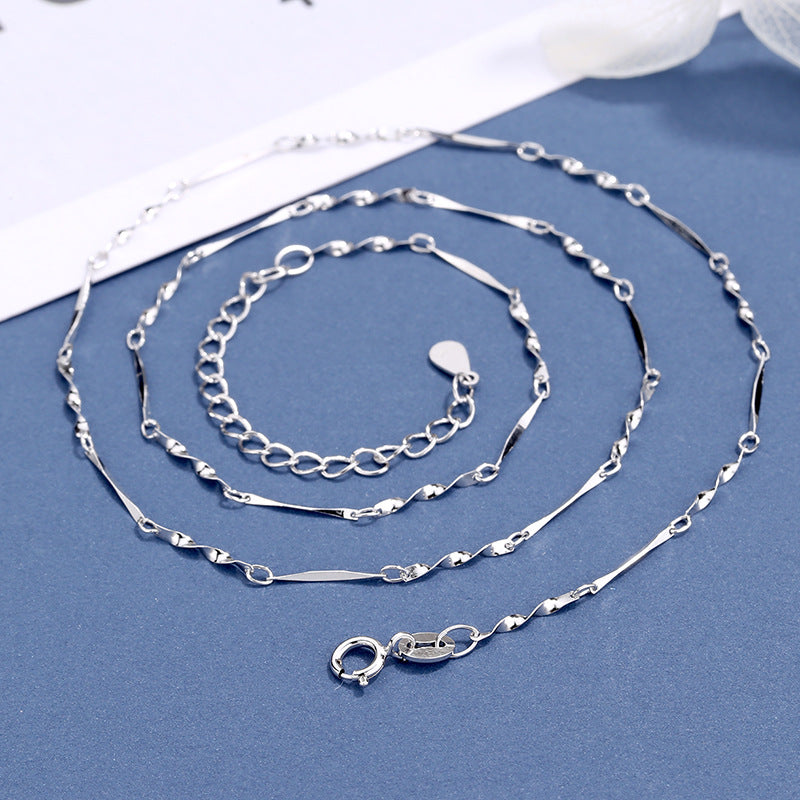 Damen Halskette mit filigranem Design und luxuriösen Akzenten Shop Nory