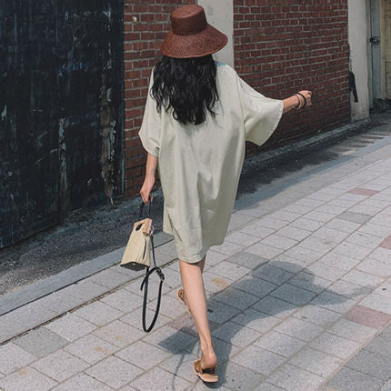 Damen Leichtes Oversize-Kaftan-Kleid mit V-Ausschnitt und asymmetrischem Saum Shop Nory