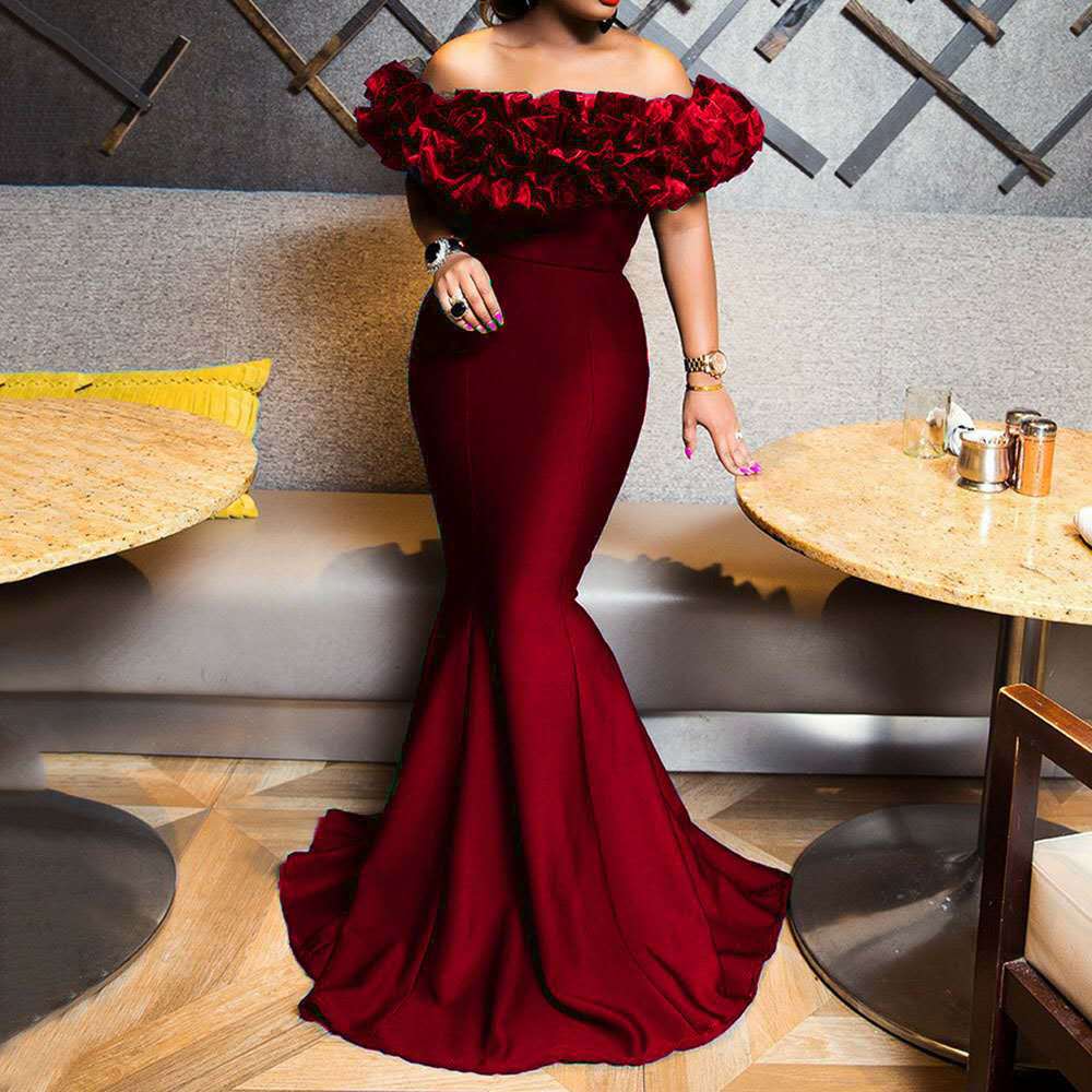 Damen Abendkleid mit voluminösem Rüschensaum