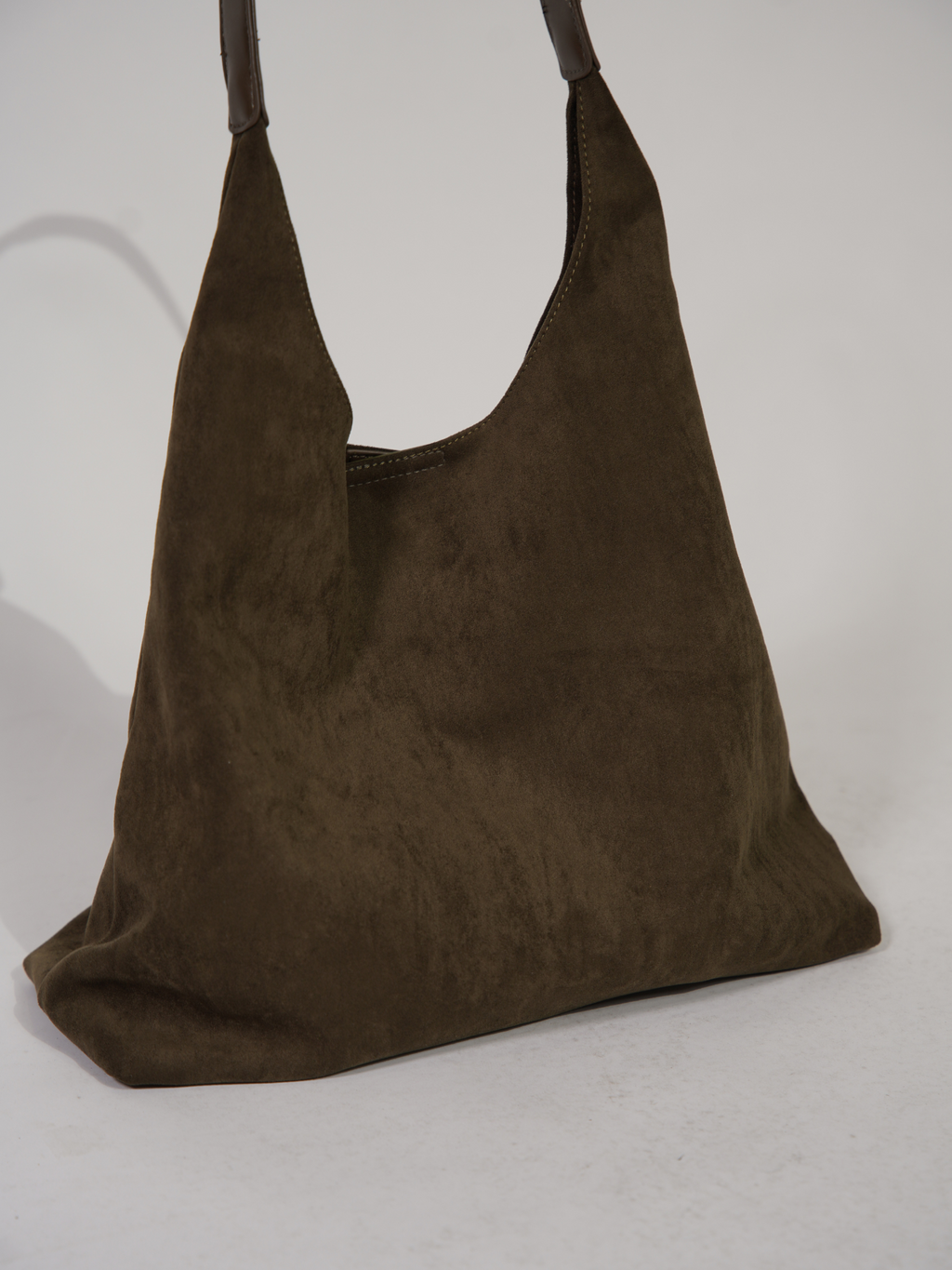 Daily Tote Tasche – Elegante Alltagstasche mit viel Stauraum