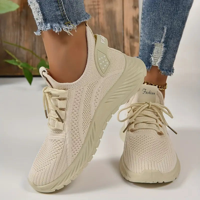 Leichte, bequeme orthopädische Sportschuhe für Damen