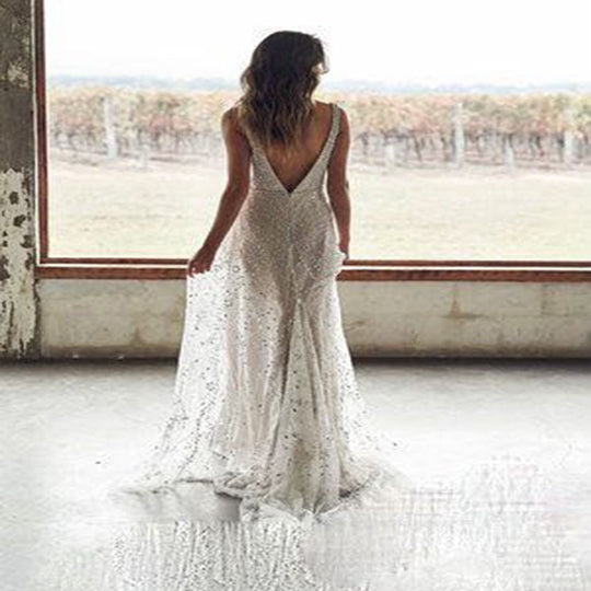 Luxuriöses Damen Abendkleid mit Bestickten Schimmernden Akzenten | Shopnory