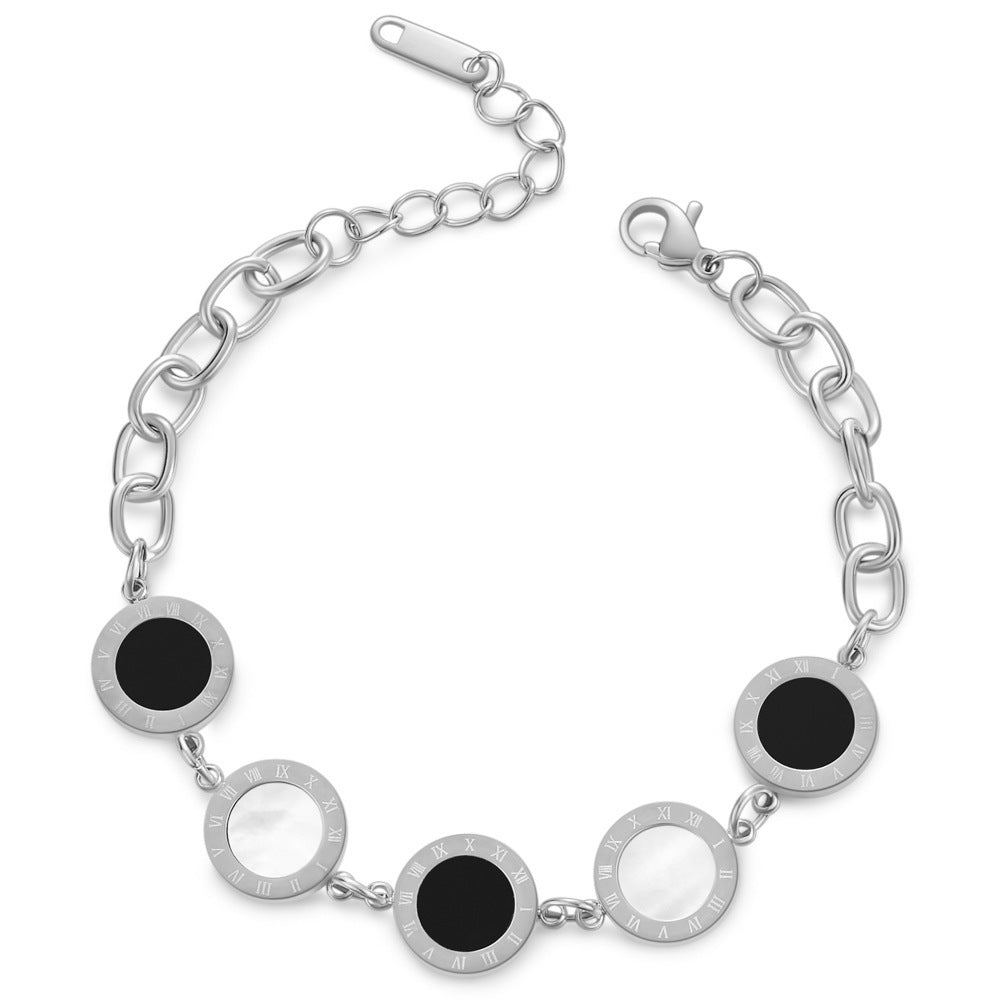 Damen Armband mit eleganten Plättchen und luxuriösem Kettenverschluss Shop Nory