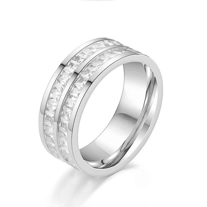 Damen Ring mit funkelndem Zirkonia-Besatz und eleganter Oberflächenstruktur Shop Nory