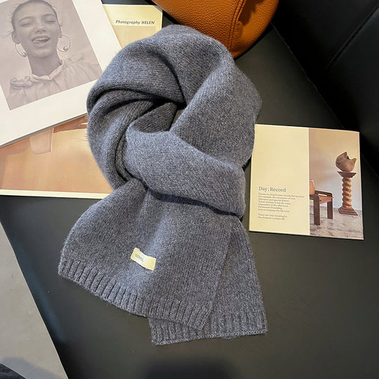 Schmaler Strickschal aus 100% australischer Schafwolle