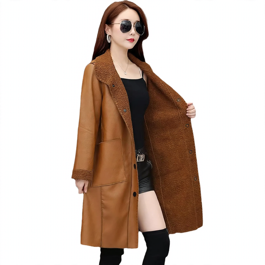 Teddy-Mantel in mittlerer Länge, lässiger Stil