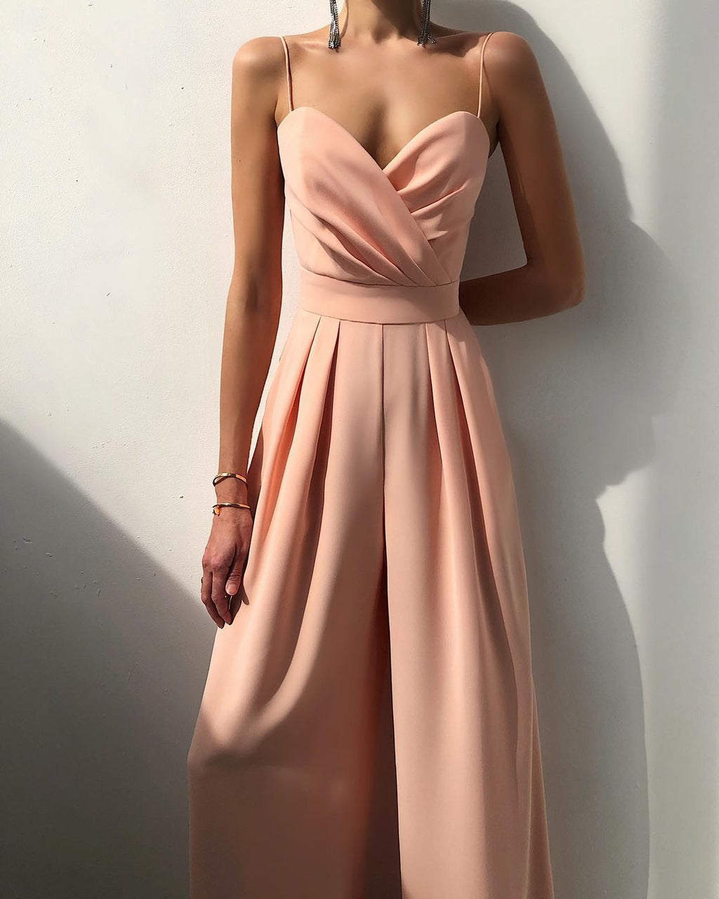 Damen Eleganter Fließender Jumpsuit mit Spaghettibändern für Festliche Anlässe