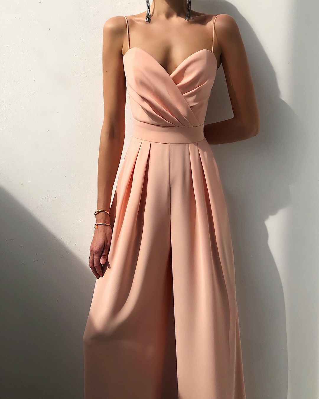 Damen Eleganter Fließender Jumpsuit mit Spaghettibändern für Festliche Anlässe