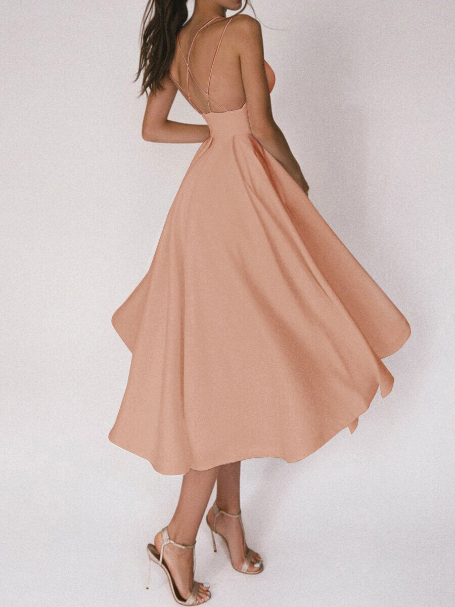 Grace Das Elegante Trägerkleid mit V-Ausschnitt